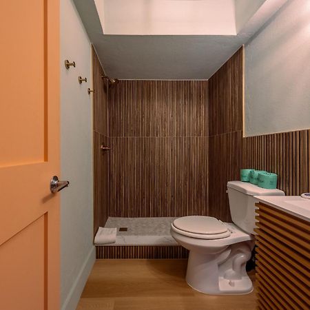 Monaco Vacation Rentals شاطئ كليرووتر المظهر الخارجي الصورة