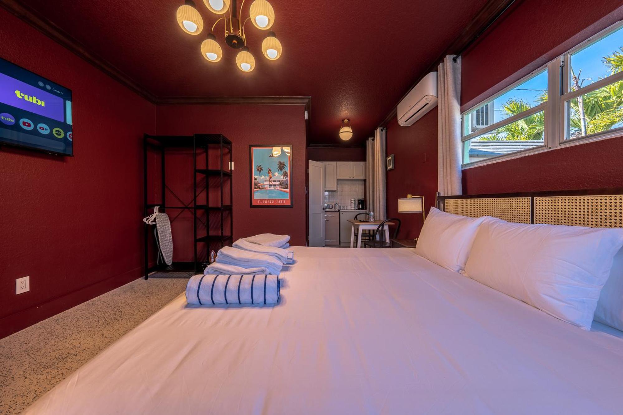 Monaco Vacation Rentals شاطئ كليرووتر المظهر الخارجي الصورة