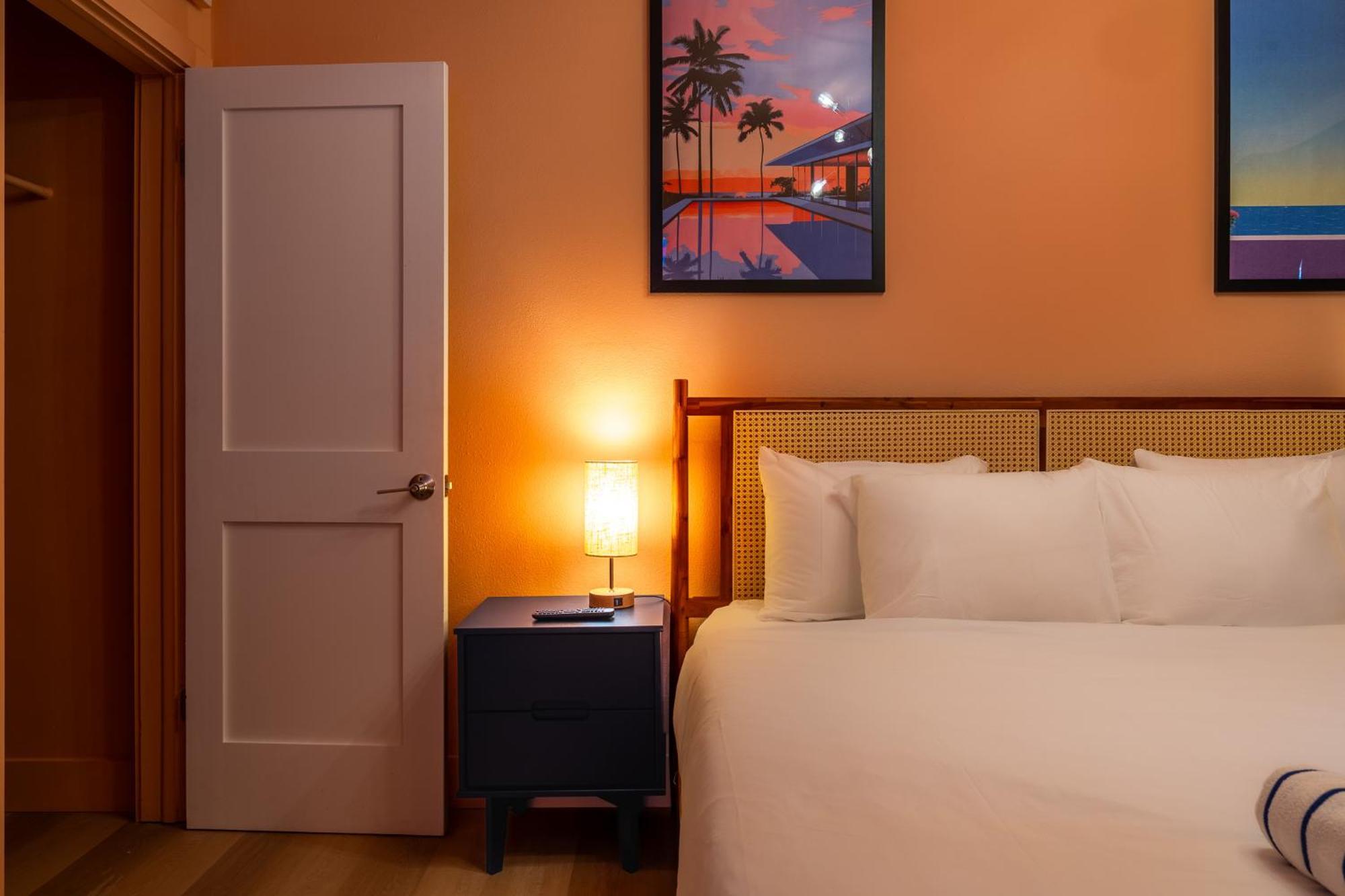 Monaco Vacation Rentals شاطئ كليرووتر المظهر الخارجي الصورة