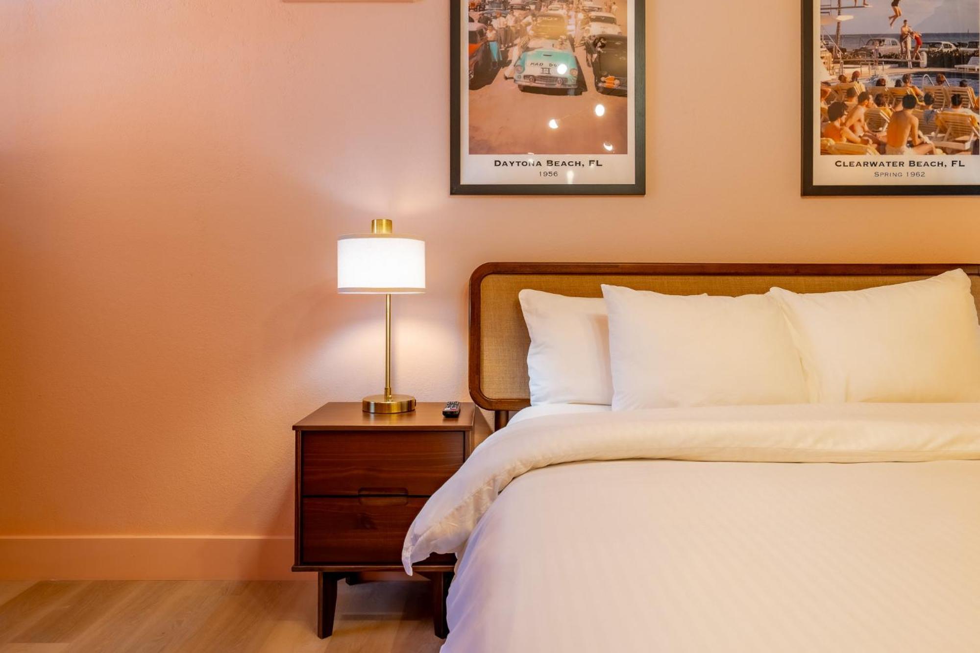 Monaco Vacation Rentals شاطئ كليرووتر المظهر الخارجي الصورة