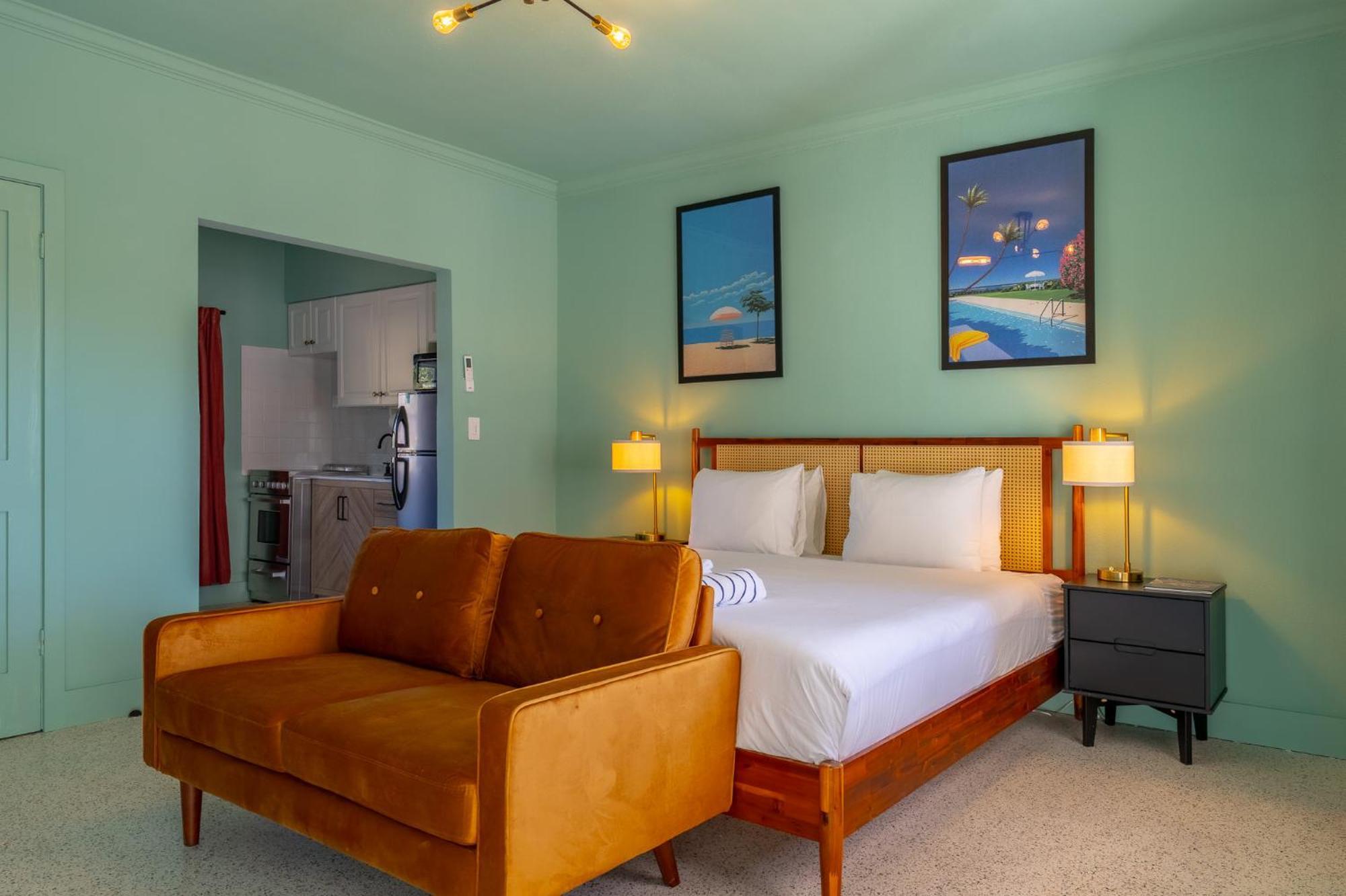 Monaco Vacation Rentals شاطئ كليرووتر المظهر الخارجي الصورة